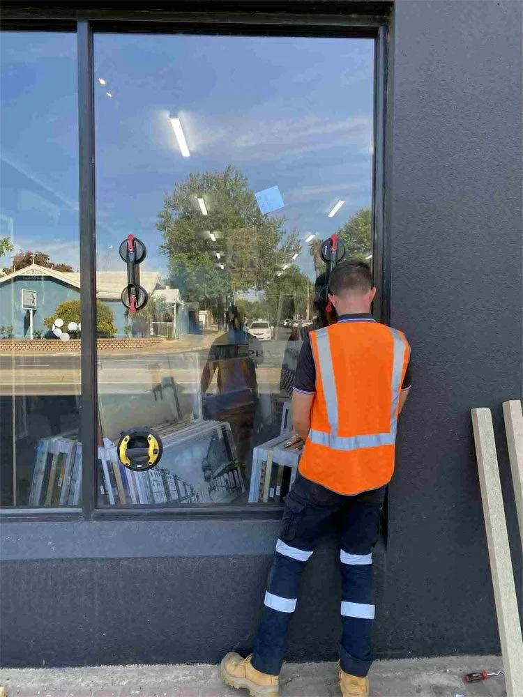 Custom Glass Suppliers (3) Custom Glass Suppliers Adelaide
