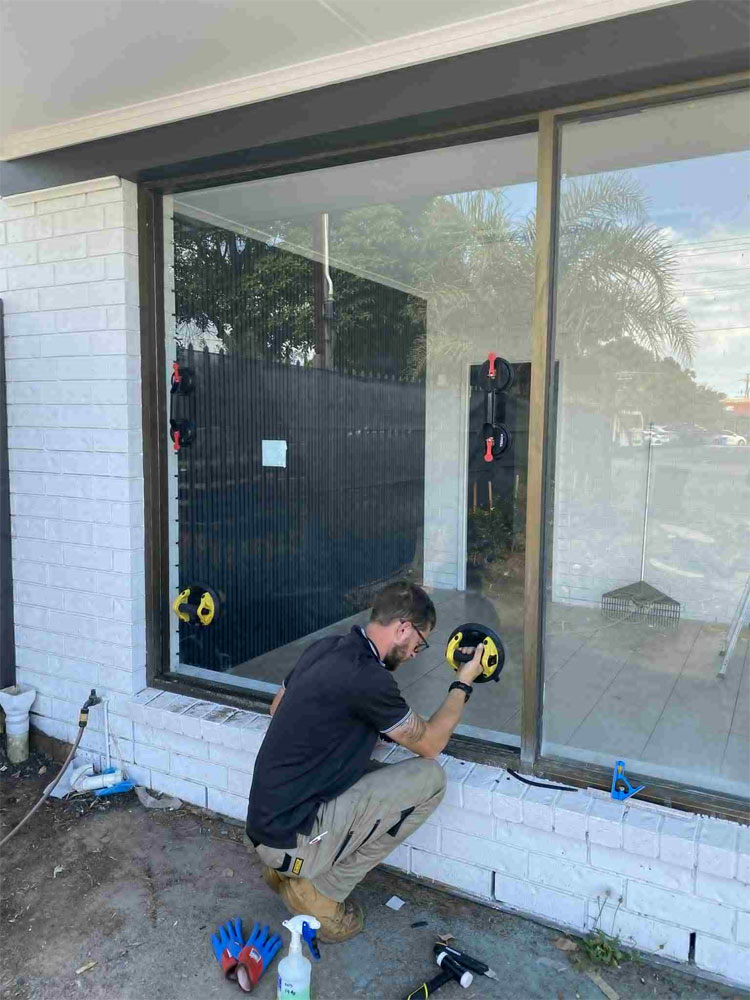 Custom Glass Suppliers (4)