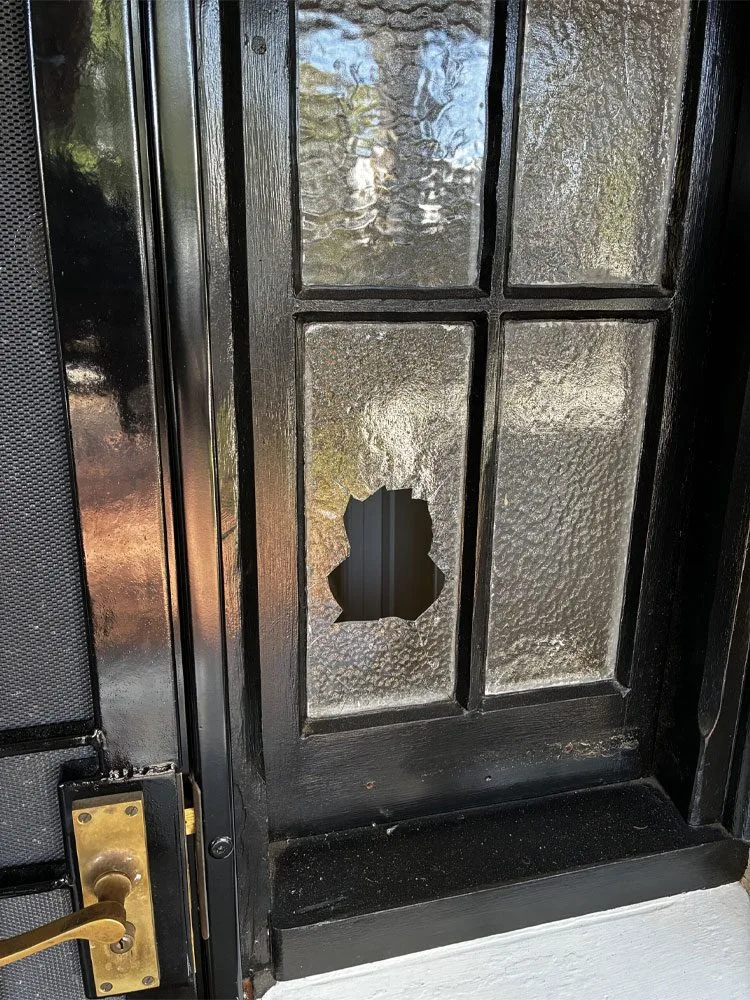 Expert Glazier & Glass Repair Adelaide